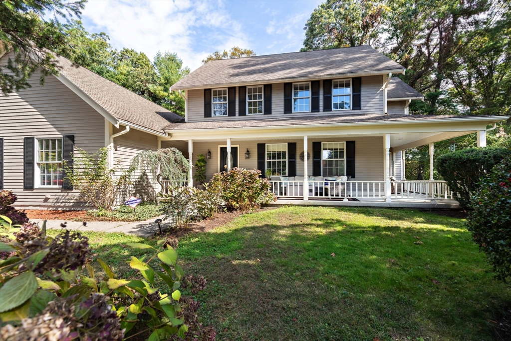 Peckham St, Rehoboth, MA 02769