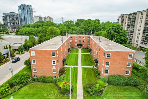 37-1347 Lakeshore Rd, Burlington, ON, L7S1B1 | Card Image