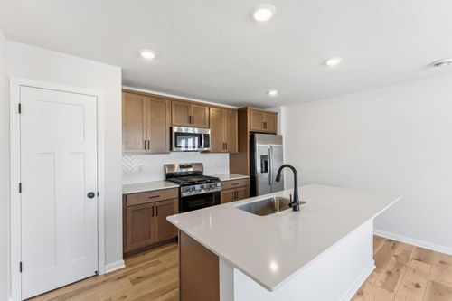 1221 Edge Cir, Jordan, MN, 55352-6023 | Card Image