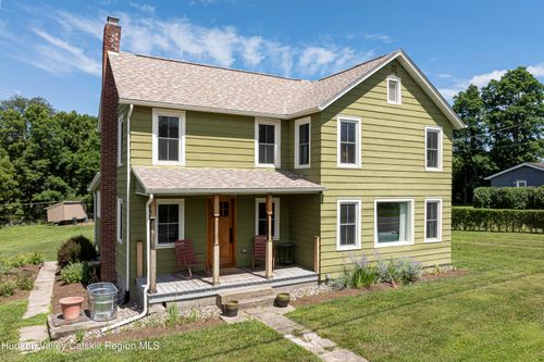 276 Libertyville Rd, New Paltz, NY, 12561-3715 | Card Image