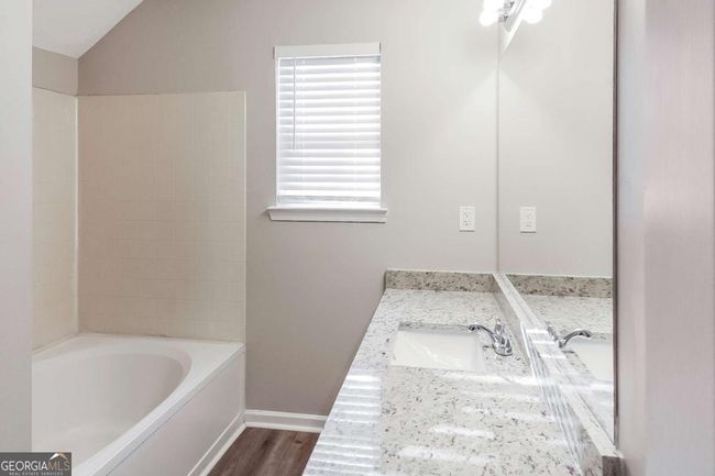 4966 River Overlook Way, House other with 3 bedrooms, 2 bathrooms and 1 parking in lithonia GA | Image 9