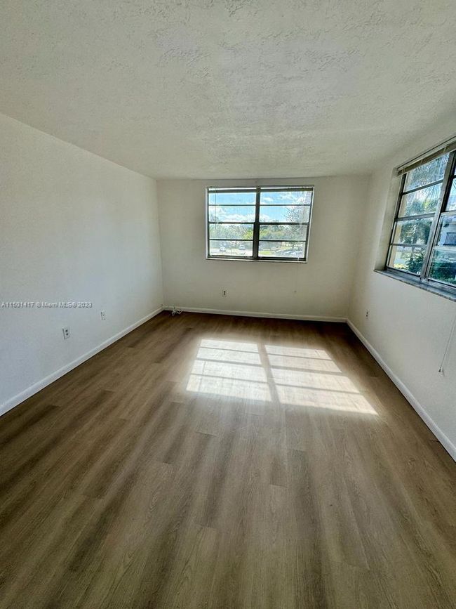 APT-214 - 7300 Nw 17 Th St, Condo with 2 bedrooms, 2 bathrooms and null parking in Plantation FL | Image 7