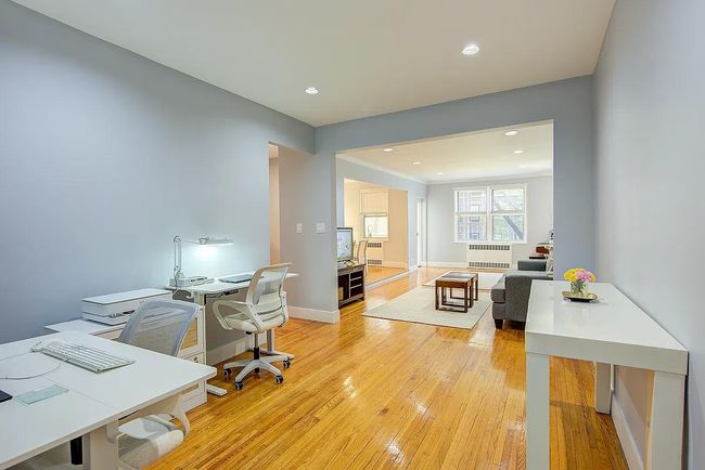APT-303 - 68 Yellowstone Blvd, Home with 2 bedrooms, 2 bathrooms and null parking in Forest Hills NY | Image 32