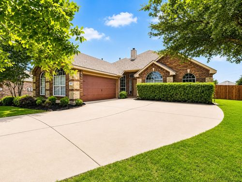 5441 Threshing Dr, Fort Worth, TX, 76179-8175 | Card Image