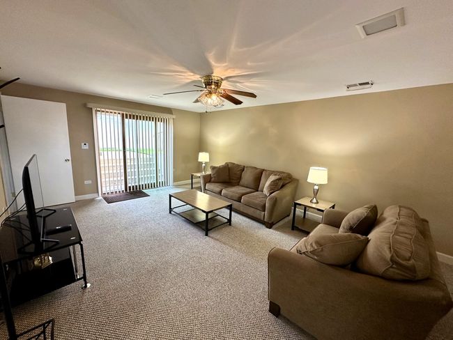 6941 W 106 Th Pl, House other with 3 bedrooms, 2 bathrooms and 4 parking in Worth IL | Image 18