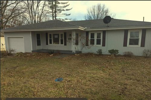 407 W 29th St, Higginsville, MO, 64037-2016 | Card Image