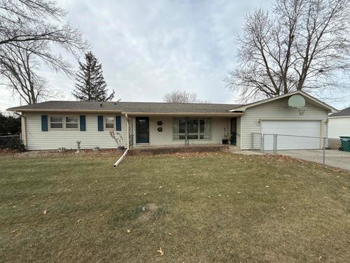 430 S Mill Street, Denver, IA, 50622 | Card Image