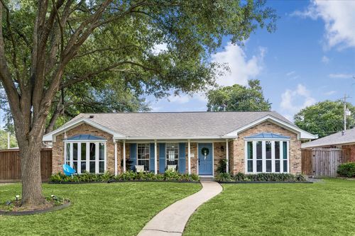 2203 Lamonte Ln, Houston, TX, 77018-4624 | Card Image