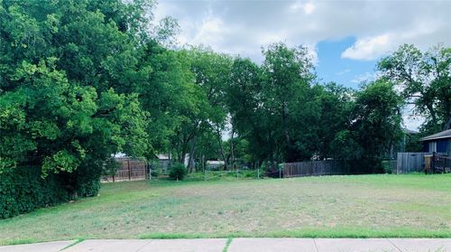 6717 Stonleigh Pl, Austin, TX, 78744-5062 | Card Image