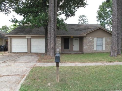 5811 Crooked Post Rd, Spring, TX, 77373-7003 | Card Image