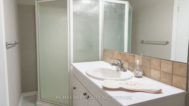 25 Norman Ave, House other with 5 bedrooms, 3 bathrooms and 4 parking in Nobleton ON | Image 16
