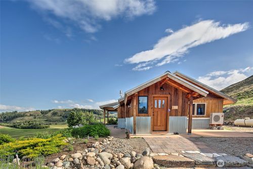 14 Patterson Lake Rd, Winthrop, WA, 98862-9746 | Card Image