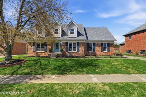 8105 Regency Woods Way, Louisville, KY, 40220-3812 | Card Image