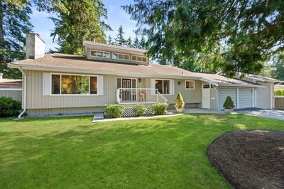 20192 37a Ave, House other with 3 bedrooms, 2 bathrooms and 9 parking in Langley BC | Image 2