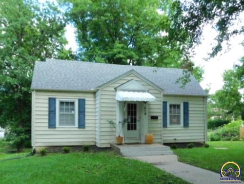 618 Iowa Ave, Holton, KS, 66436-1627 | Card Image