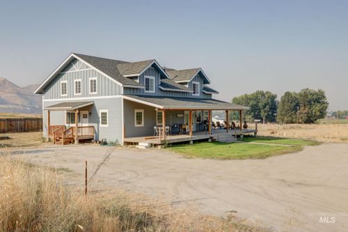 2677 S Substation Road, Emmett, ID, 83617 | Card Image