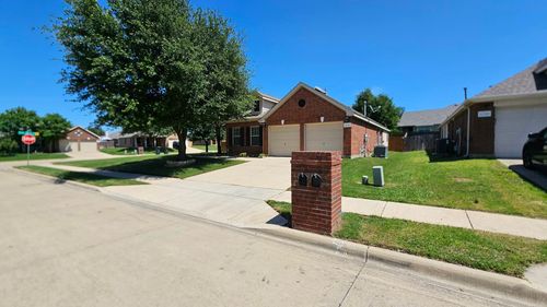 13744 Village Vista Dr, Haslet, TX, 76052-4823 | Card Image