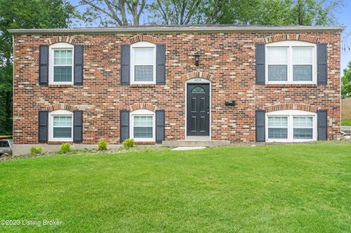 3208 Cabinwood Dr, Louisville, KY, 40220-2608 | Card Image