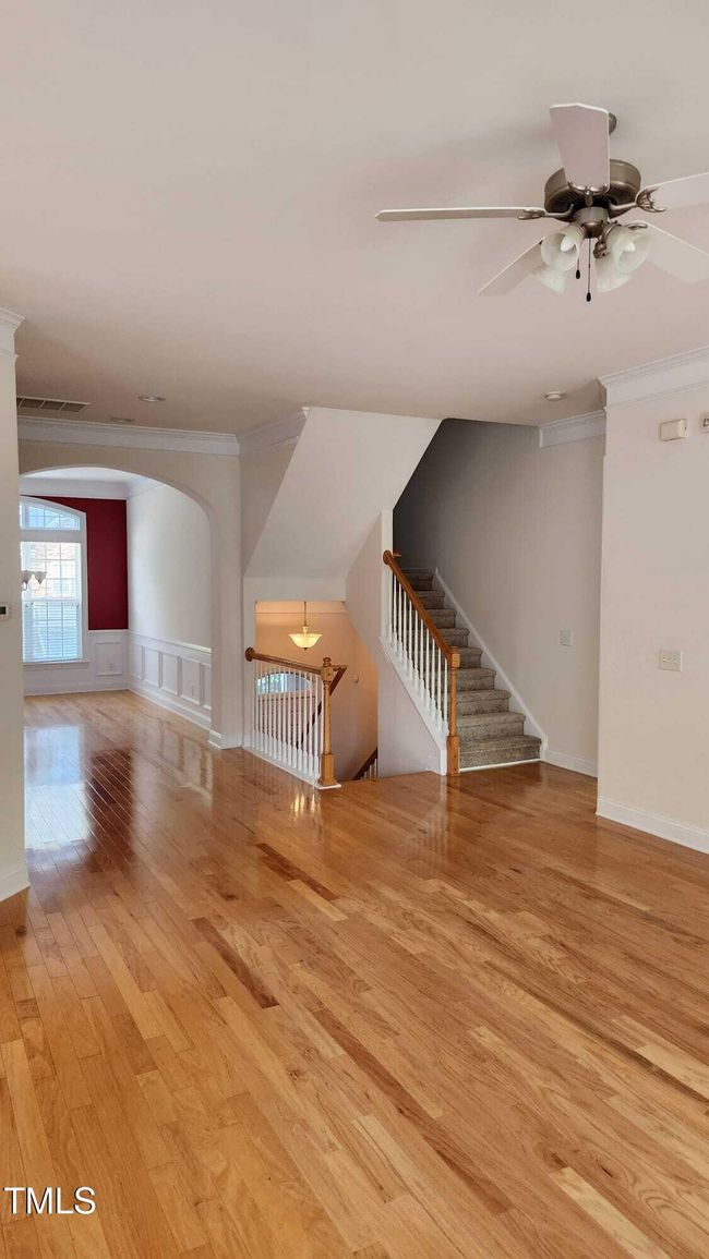 Main Level | Image 15