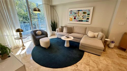 apt-303-3339 Virginia St, Coconut Grove, FL, 33133-6038 | Card Image