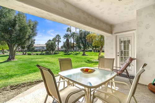 280 Vista Royale Cir W, Palm Desert, CA, 92211-1740 | Card Image