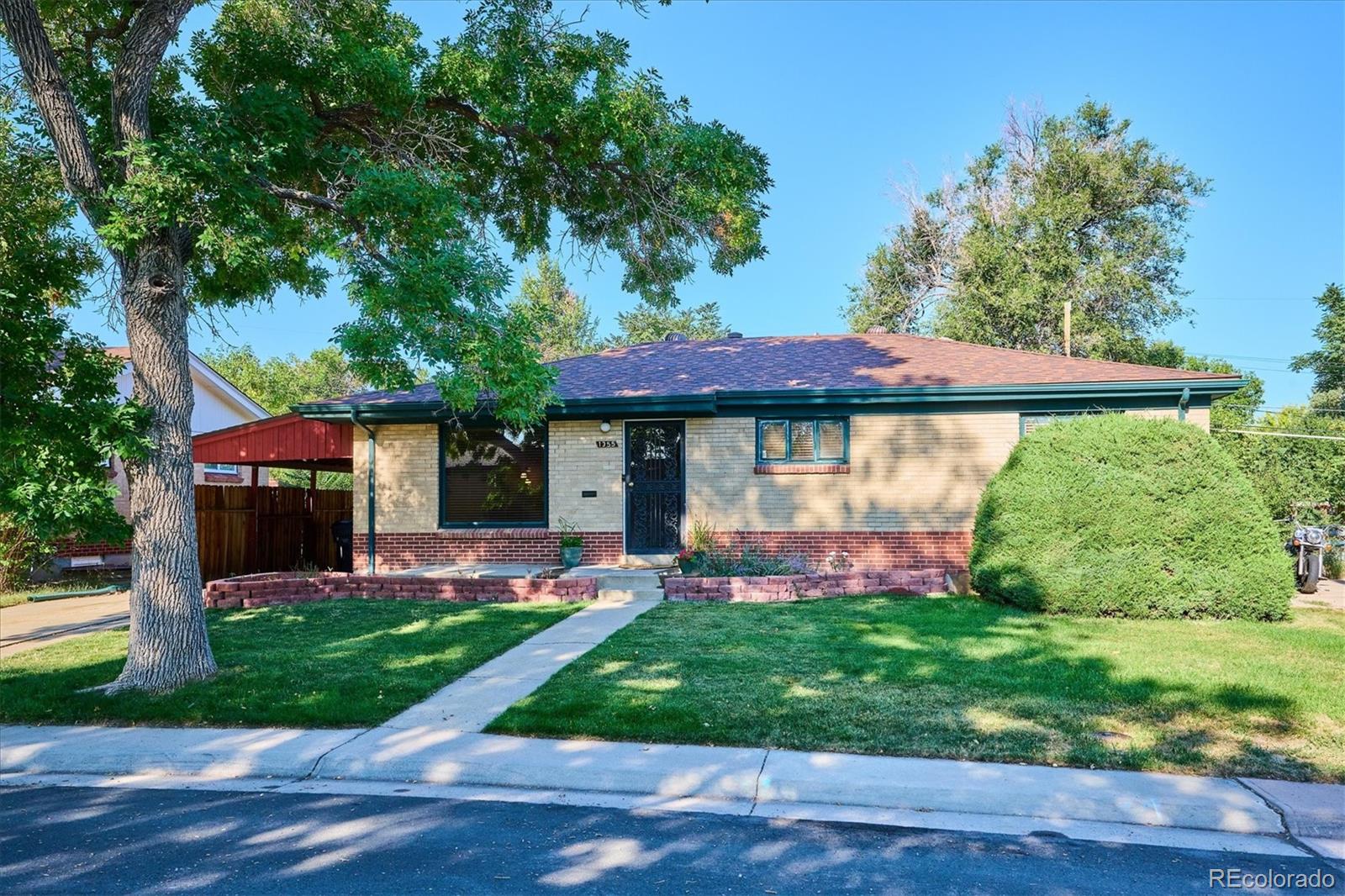 Troy St, Aurora, CO 80011