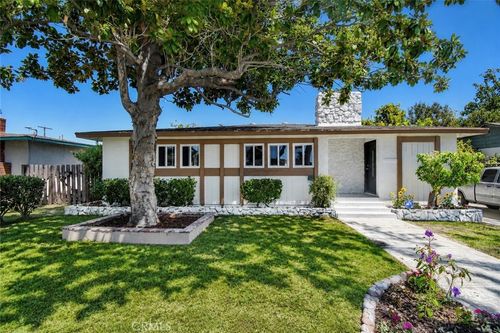 12432 Pine St, Garden Grove, CA, 92840-3325 | Card Image