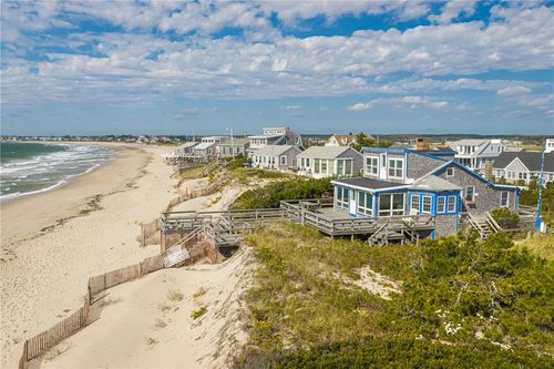 1127 Succotash Rd, Narragansett, RI, 02879-5883 | Card Image