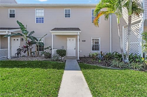 6091 Lake Front Dr, FORT MYERS, FL, 33908-4421 | Card Image