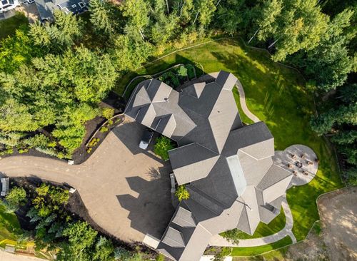 137 Wood Buffalo Way, Fort Mcmurray, AB, T9K1W5 | Card Image