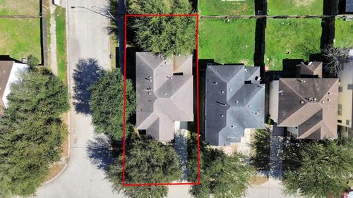 19042 Remington Mill Dr, Houston, TX, 77073-4333 | Card Image