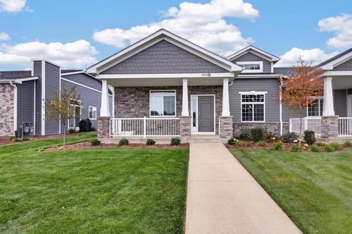 b-2900 21st Street, Kenosha, WI, 53140 | Card Image