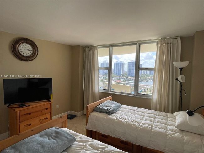 APT-1619 - 3180 S Ocean Dr, Condo with 2 bedrooms, 2 bathrooms and null parking in Hallandale Beach FL | Image 12