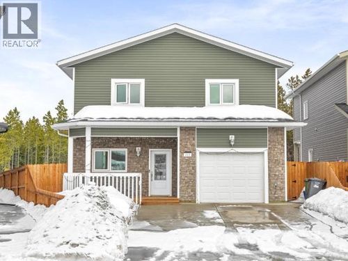 213 Neecheah St, Whitehorse, YT, Y1A0S9 | Card Image