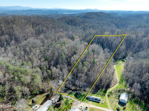 2723 Redbud Valley Dr, Maryville, TN, 37801 | Card Image