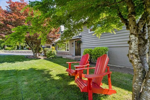 1256 Eastview Road, North Vancouver, BC, V7J1L6 | Card Image
