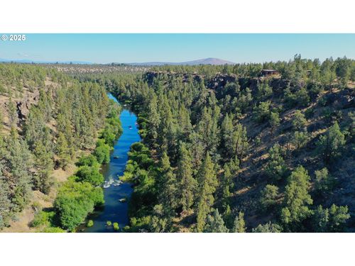 65255 Swalley Rd, Bend, OR, 97703-8982 | Card Image