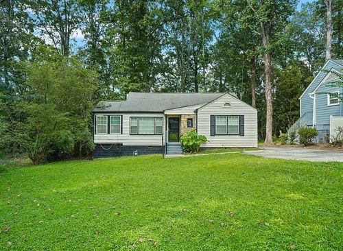 2371 Ben Hill Rd, East Point, GA, 30344-4016 | Card Image