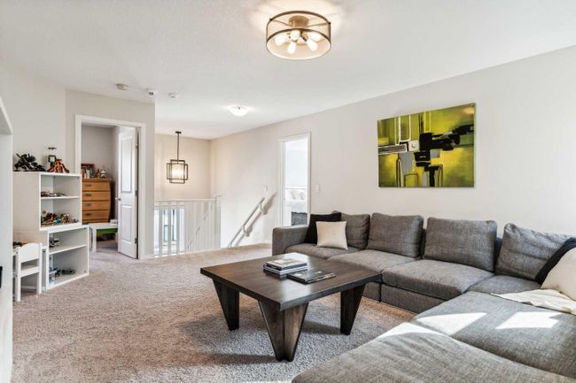 191 West Grove Way Sw, Home with 4 bedrooms, 2 bathrooms and 4 parking in Calgary AB | Image 24
