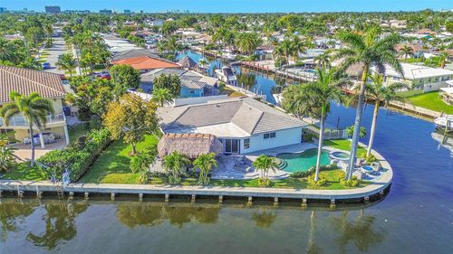 431 Se 9th Ave, Pompano Beach, FL, 33060-8055 | Card Image