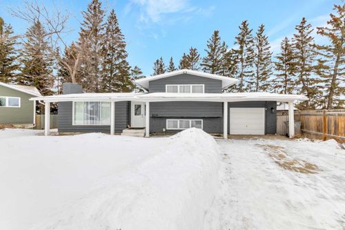 5110 32 St, Lloydminster, AB, T9V1E5 | Card Image