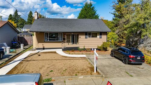 531 11th St, Courtenay, BC, V9N1S7 | Card Image