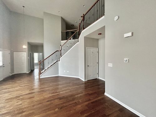 2713 Blakely Ln, Naperville, IL, 60540-1903 | Card Image
