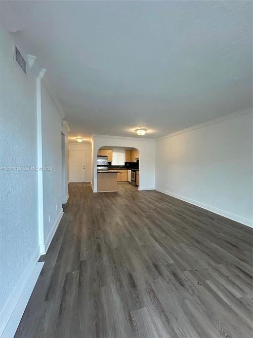 214-980 Ne 170th St, North Miami Beach, FL, 33162-2588 | Card Image