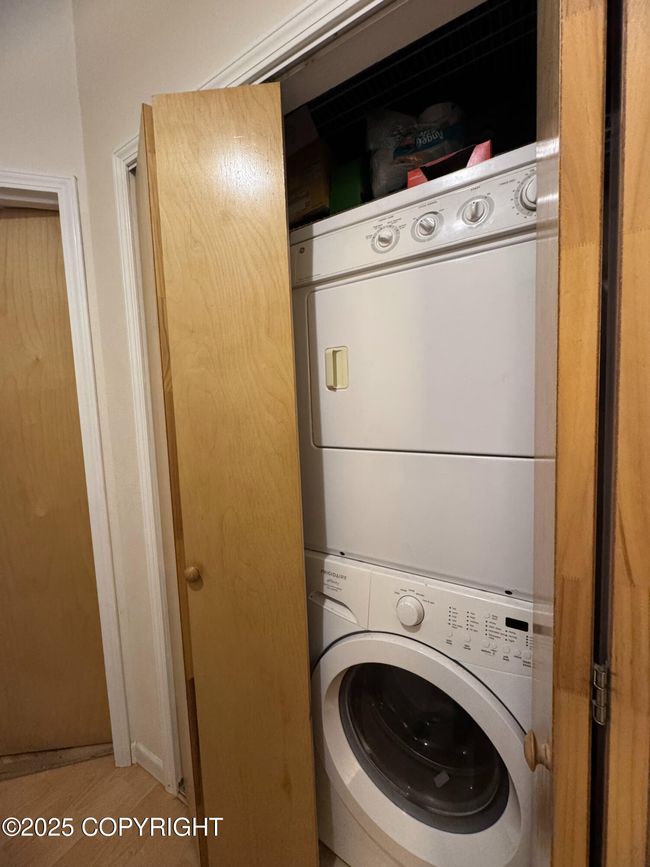 Unit C Laundry in Unit | Image 6