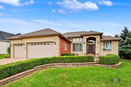 16609 Sterling Drive, Lemont, IL, 60439 | Card Image