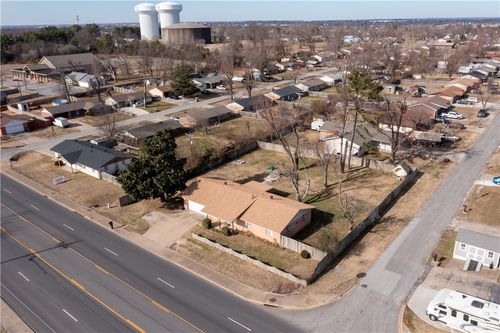 2001 W New Hope Rd, Rogers, AR, 72758-5649 | Card Image