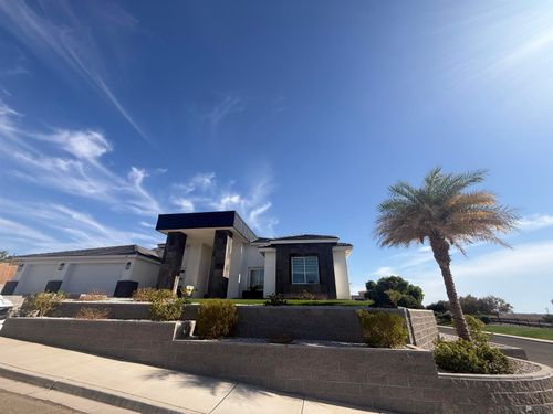 1795 W 35th St, Yuma, AZ, 85365-3946 | Card Image
