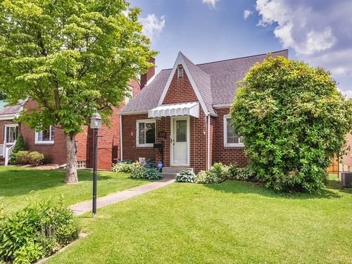 1138 Union Ave, Brackenridge, PA, 15014 | Card Image