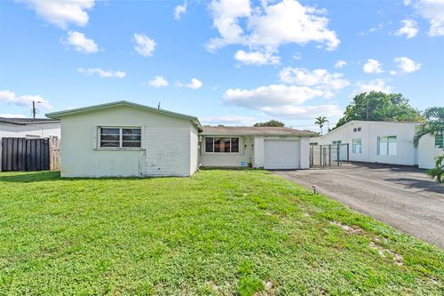 7320 Grant St, Hollywood, FL, 33024-5520 | Card Image